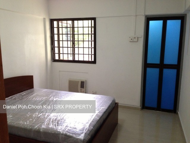 Blk 584 Ang Mo Kio Avenue 3 (Ang Mo Kio), HDB 3 Rooms #221805471